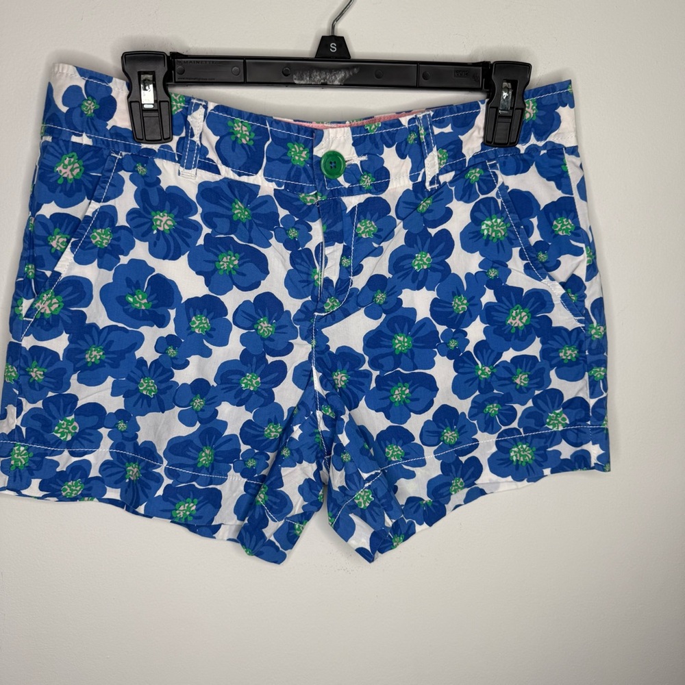 C11 Lilly Pulitzer Callahan Shorts Blue Pansy Print